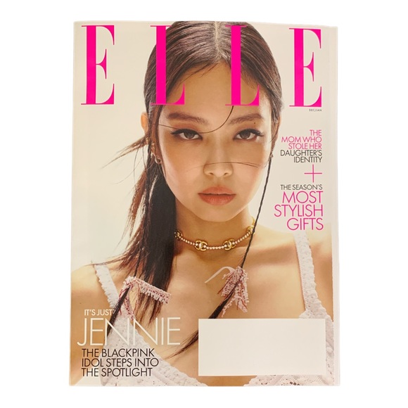 Elle Magazine December 2022 Black Pink JENNIE Insiders Guide To Holiday Style - Picture 2 of 6